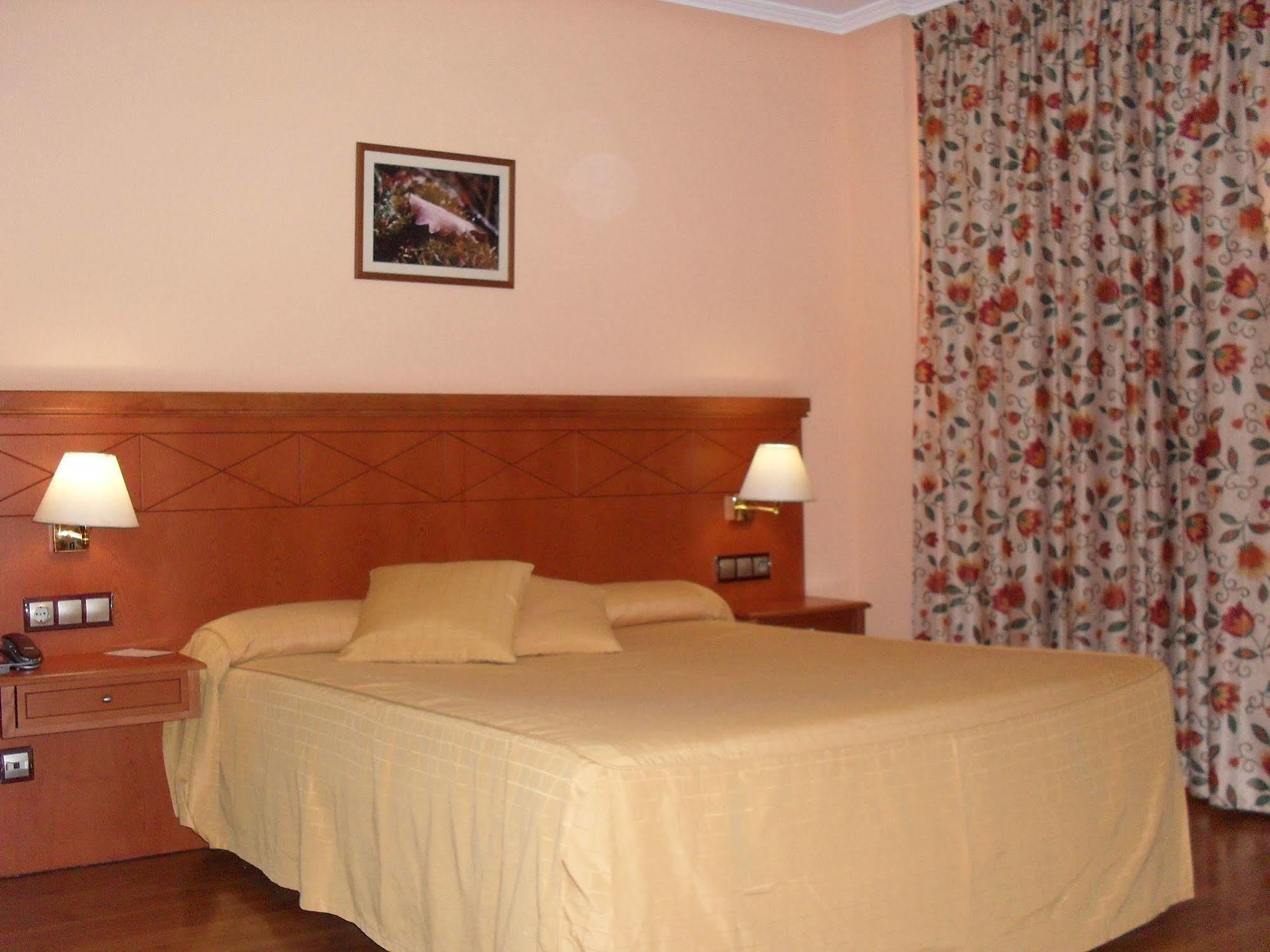 Hotel Camino Real Arcahueja Esterno foto